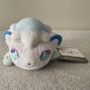 NWT Pokemon Center Alolan Vulpix Kuttari Cutie Plush 2" 2019 USA